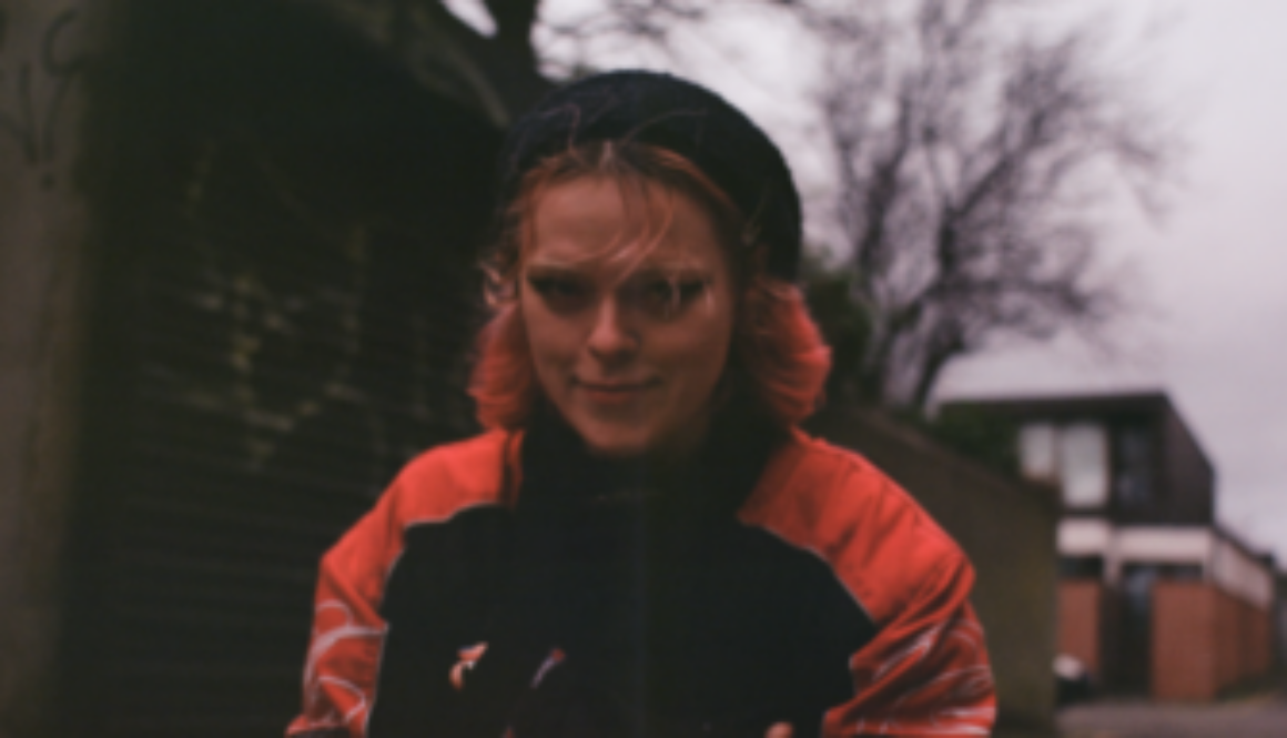 Annie-Dog-Artist-Press-Shot-335x256